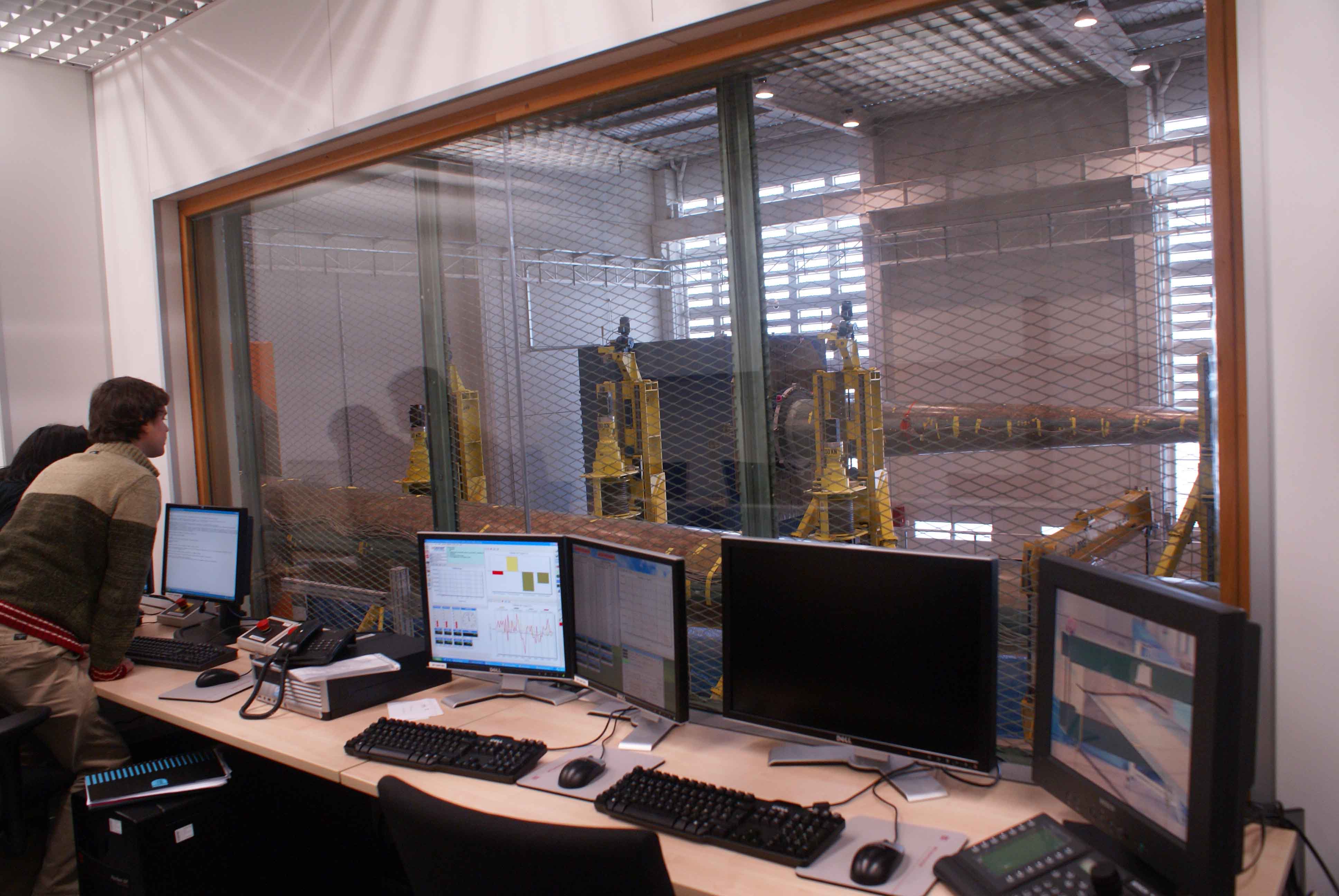 Vista sala de control de monitorización y ensayo de palas (CENER) 