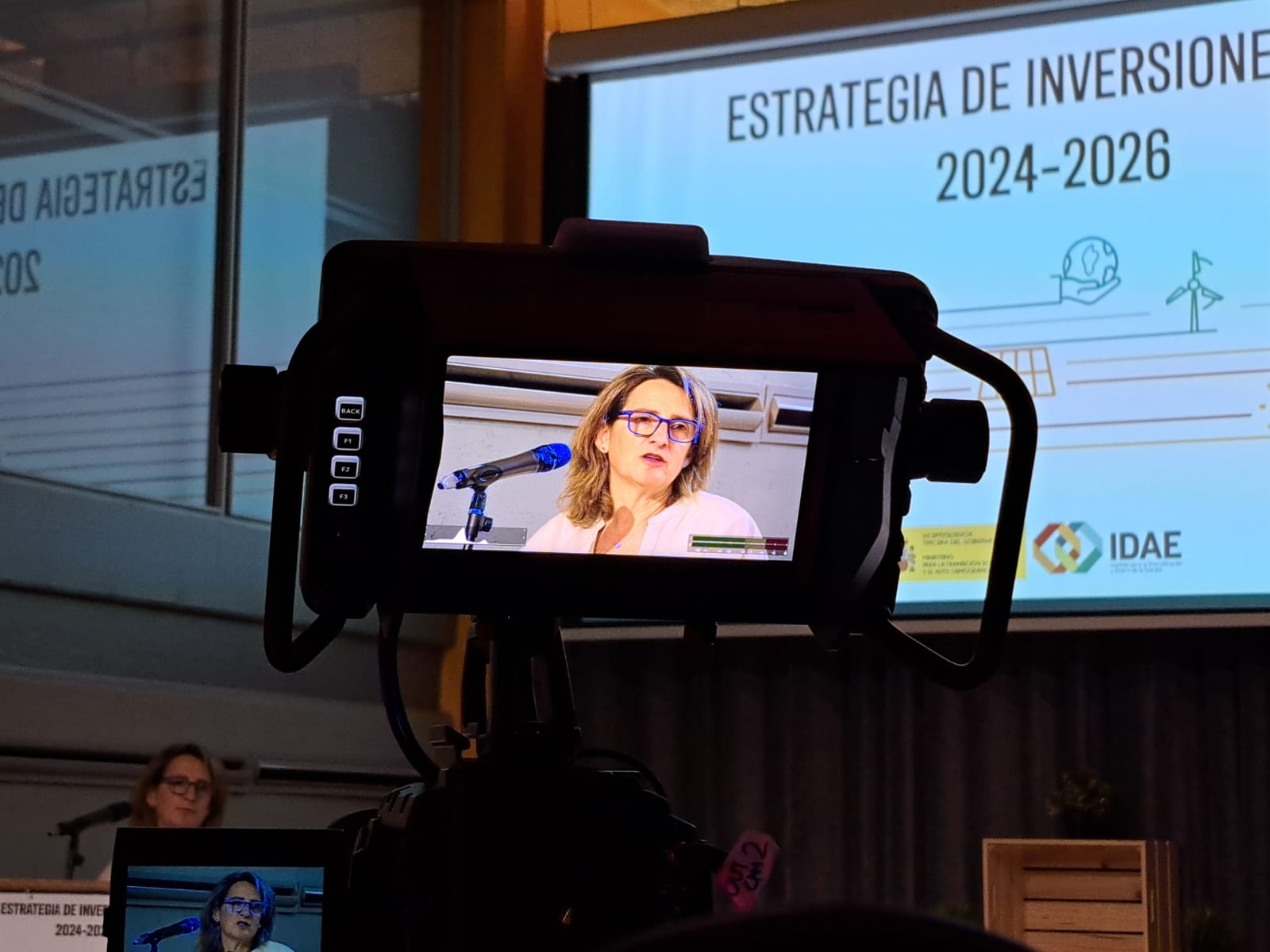 La vicepresidenta Teresa Ribera presenta la Estrategia de Inversiones de IDAE 2024-2026