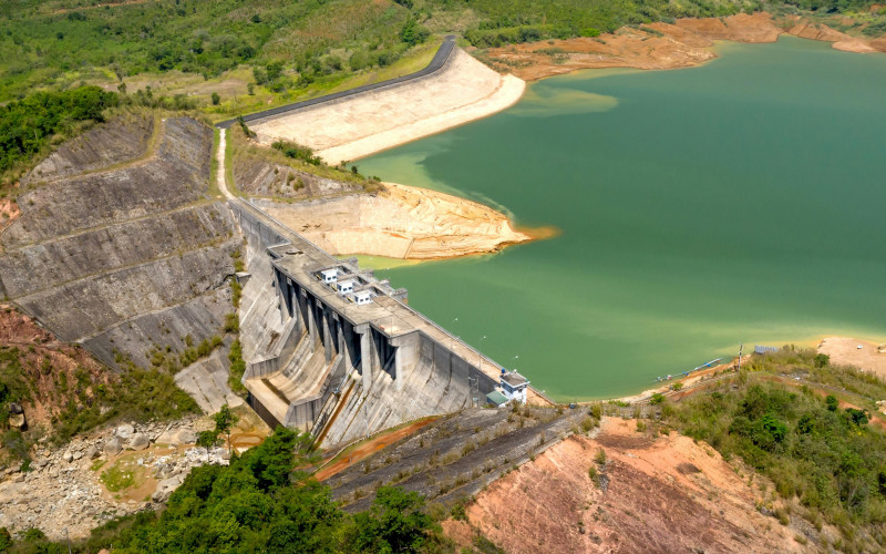 El IDAE concede 100 millones a proyectos innovadores de almacenamiento mediante centrales hidroeléctricas de bombeo reversible